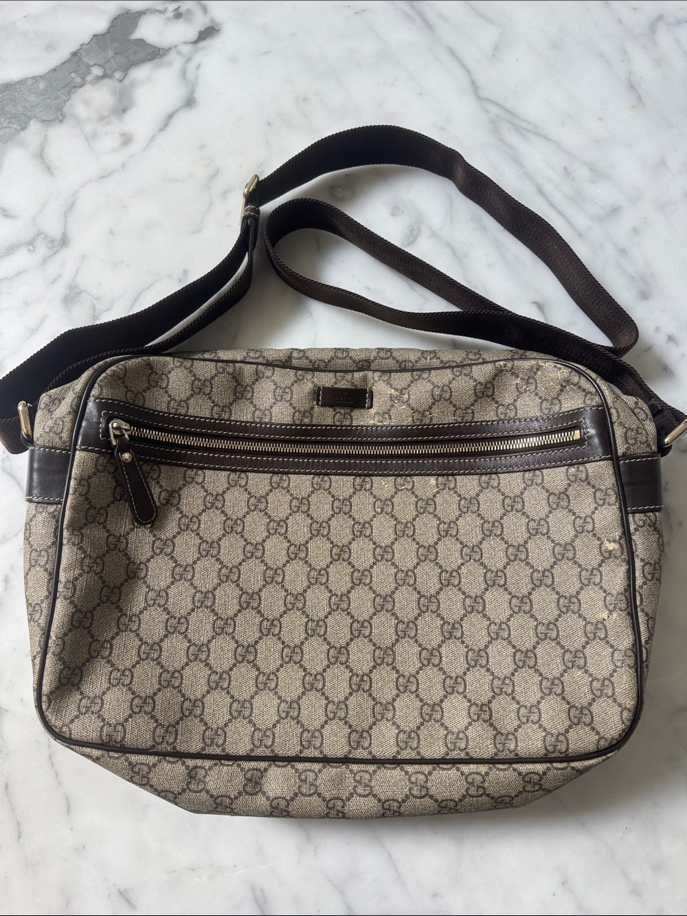 Gucci Supreme Canvas Messenger Bag